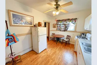 1121 E Main Street, Streator, IL 61364 - Photo 9