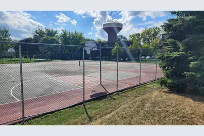 588 Fairway View Drive #2E, Wheeling, IL 60090 - Photo 11