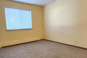 588 Fairway View Dr, Wheeling, IL 60090 - Photo 7