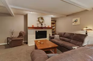 3 Kenfield Cir, Bloomington, IL 61704 - Photo 11