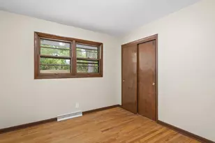 229 Flintridge Dr, Rockford, IL 61107 - Photo 13