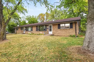 229 Flintridge Dr, Rockford, IL 61107 - Photo 3