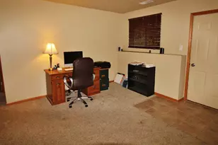 1445 Scott Cir, Morris, IL 60450 - Photo 11