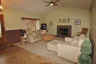 1445 Scott Cir, Morris, IL 60450 - Photo 5