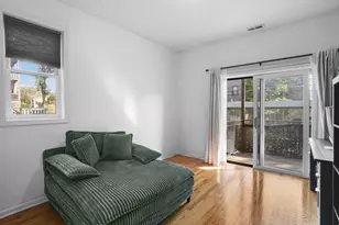 633 E Bowen Ave, Chicago, IL 60653 - Photo 13