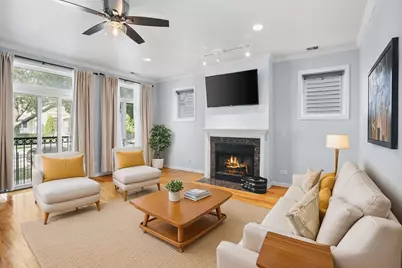 633 E Bowen Avenue #1E, Chicago, IL 60653 - Photo 3