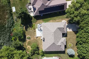 1075 Suffolk Ct, Gurnee, IL 60031 - Photo 7