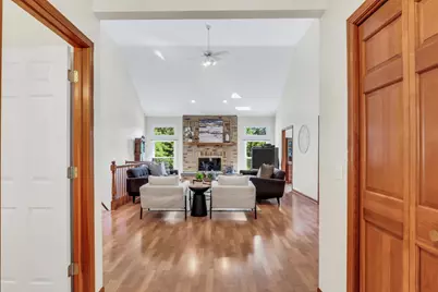 1075 Suffolk Court, Gurnee, IL 60031 - Photo 9