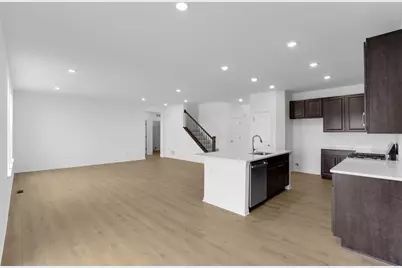 167 Henderson Street, Oswego, IL 60543 - Photo 3