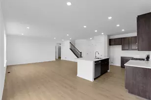 167 Henderson St, Oswego, IL 60543 - Photo 3