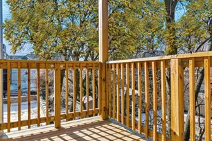 1535 W Estes Ave, Chicago, IL 60626 - Photo 33