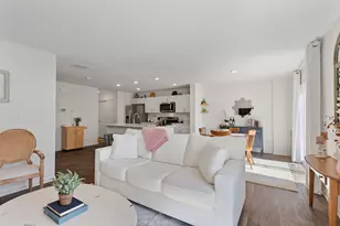 717 Wellington Ln, Cary, IL 60013 - Photo 11