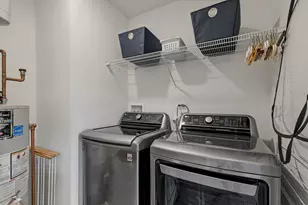 717 Wellington Ln, Cary, IL 60013 - Photo 21