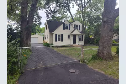 1720 Hiawatha Trail, Round Lake Heights, IL 60073 - Photo 1