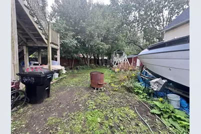 9398 S Kreiter Avenue, Chicago, IL 60617 - Photo 7