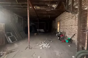 9398 S Kreiter Ave, Chicago, IL 60617 - Photo 29