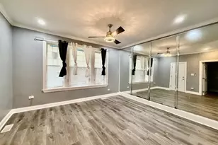 7823 S Morgan St, Chicago, IL 60620 - Photo 3