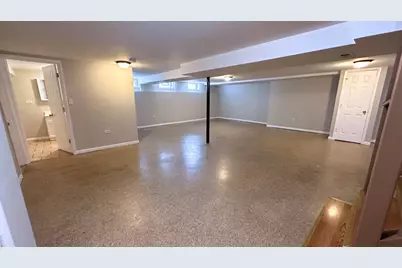 944 E 163rd Place, South Holland, IL 60473 - Photo 13