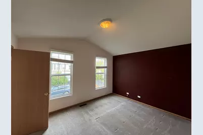 1645 Victoria Park Circle #1645, Aurora, IL 60504 - Photo 15