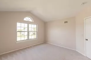 123 Dunton Ct, Mundelein, IL 60060 - Photo 7