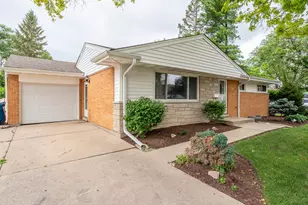 454 E Park Ave, Elmhurst, IL 60126 - Photo 1