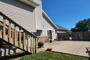 3712 Hennepin Dr, Joliet, IL 60431 - Photo 3
