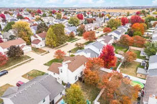 1015 Sawgrass Dr, Normal, IL 61761 - Photo 5