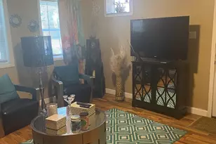 9157 S Marquette Ave, Chicago, IL 60617 - Photo 9