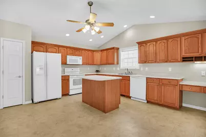 2004 Emerald Drive, Champaign, IL 61822 - Photo 11