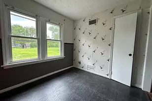 1N100 Harriet St, Wheaton, IL 60187 - Photo 5