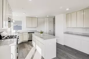 488 Endicott Rd, South Elgin, IL 60177 - Photo 7