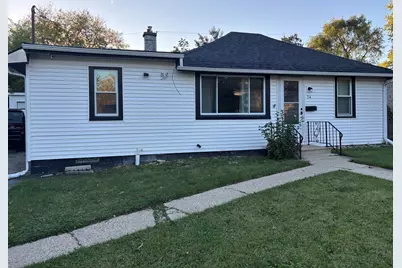 24 Washington Terrace, Waukegan, IL 60085 - Photo 1