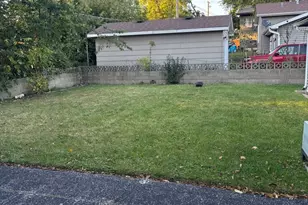 24 Washington Ter, Waukegan, IL 60085 - Photo 5