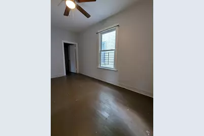 10734 S Prairie Avenue, Chicago, IL 60628 - Photo 9