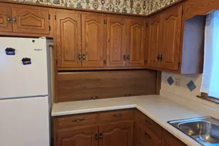 712 E Monroe St, Bloomington, IL 61701 - Photo 5