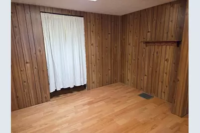 712 E Monroe Street, Bloomington, IL 61701 - Photo 15