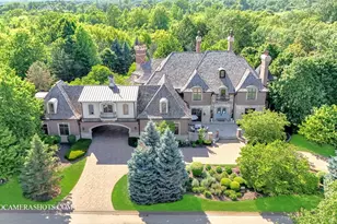 8 Brooke Ln, South Barrington, IL 60010 - Photo 1