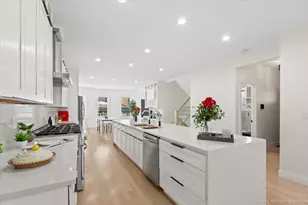 7440 S Oglesby Ave, Chicago, IL 60649 - Photo 5