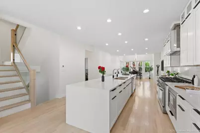 7440 S Oglesby Avenue, Chicago, IL 60649 - Photo 7