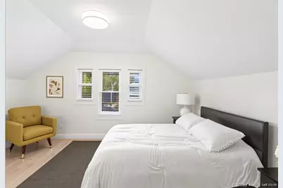 7440 S Oglesby Avenue, Chicago, IL 60649 - Photo 13