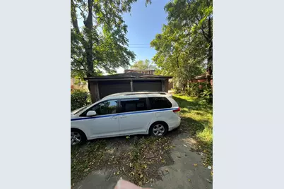 8150 S Oglesby Avenue, Chicago, IL 60617 - Photo 15