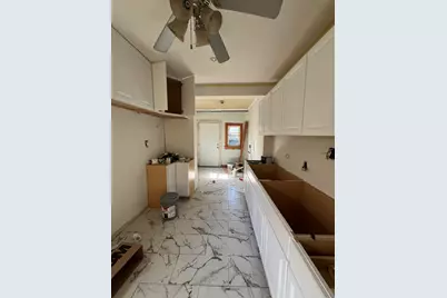 8150 S Oglesby Avenue, Chicago, IL 60617 - Photo 11