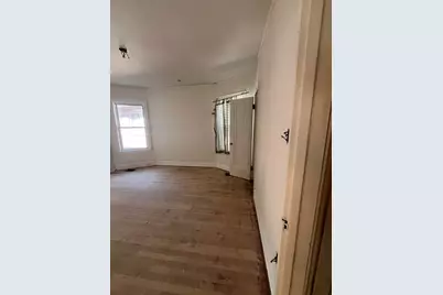 8150 S Oglesby Avenue, Chicago, IL 60617 - Photo 5