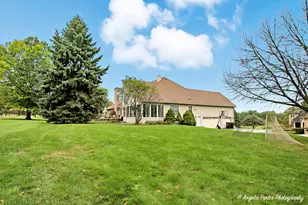 9 Bordeaux Ct, Oakwood Hills, IL 60013 - Photo 53