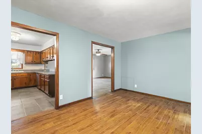 2910 19th Avenue, Rockford, IL 61108 - Photo 9