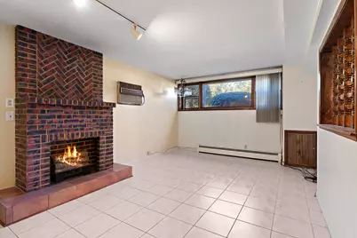 5705 W Higgins Avenue, Chicago, IL 60630 - Photo 13