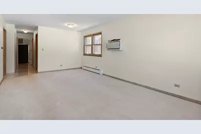 5705 W Higgins Avenue, Chicago, IL 60630 - Photo 5