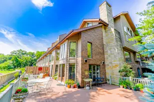 1210 Hawthorne Ln, Hinsdale, IL 60521 - Photo 7