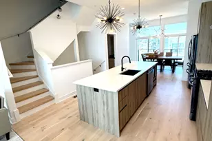 26 Natalie Ln, Lake Zurich, IL 60047 - Photo 3