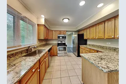 159 E Timberlane Drive, Palatine, IL 60067 - Photo 3